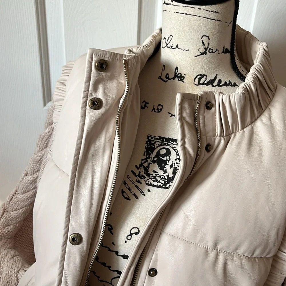 Unreal Fur Barcelona Vegan Faux Leather Cable Knit Sleeve Puffer Jacket M NWOT - Picture 13 of 16